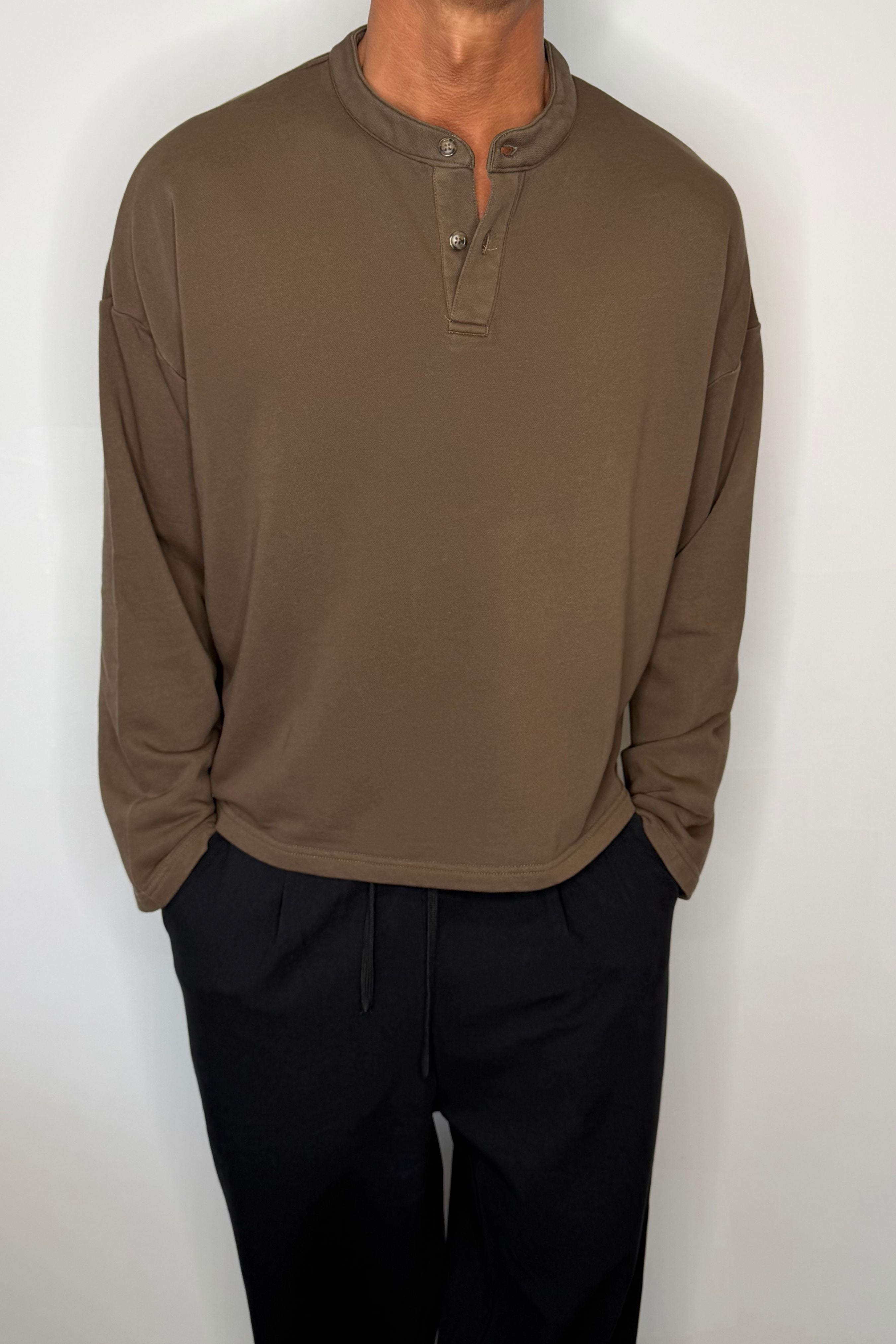 Fleece Crop Henley Choc