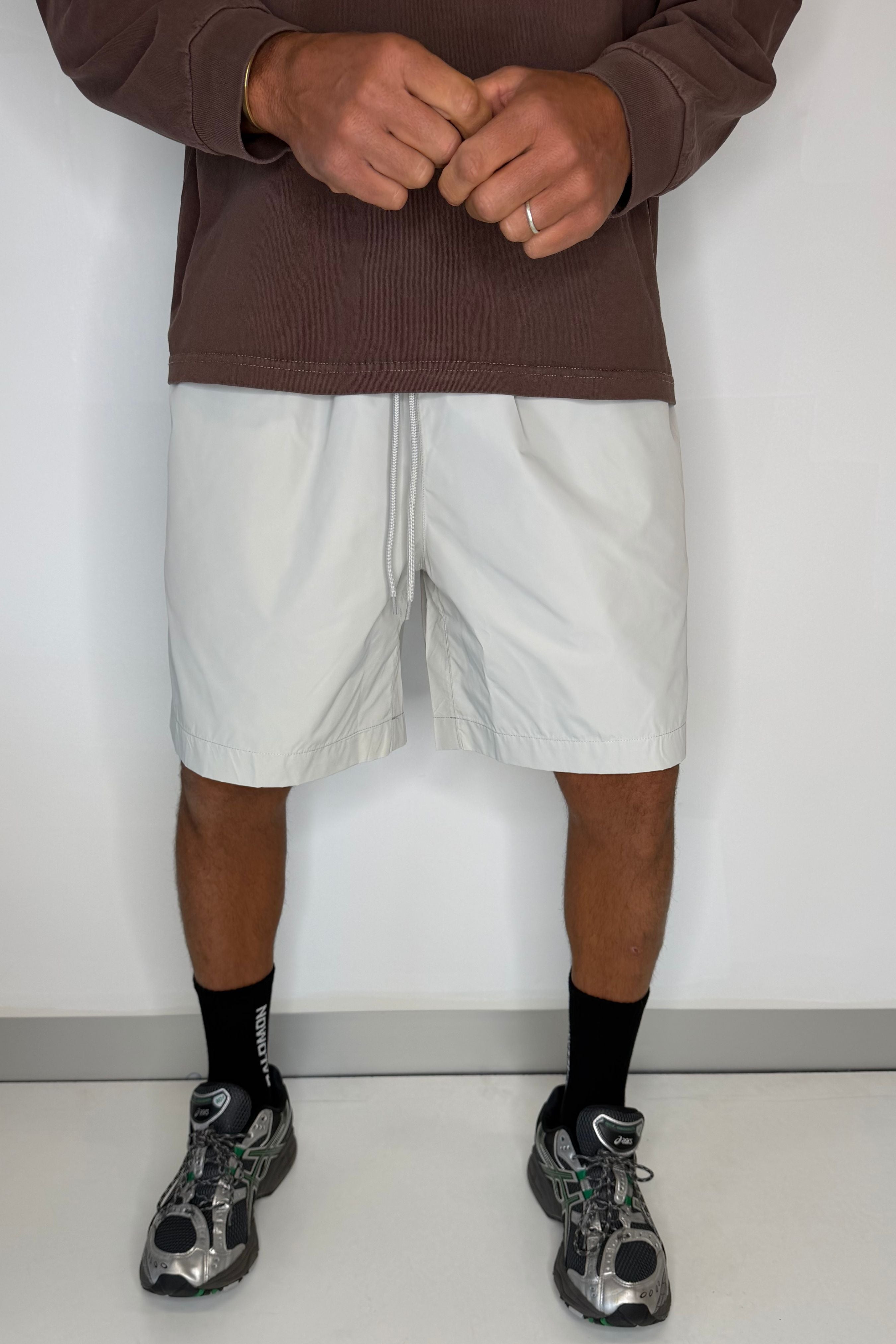 Pat Walk Short Light Grey