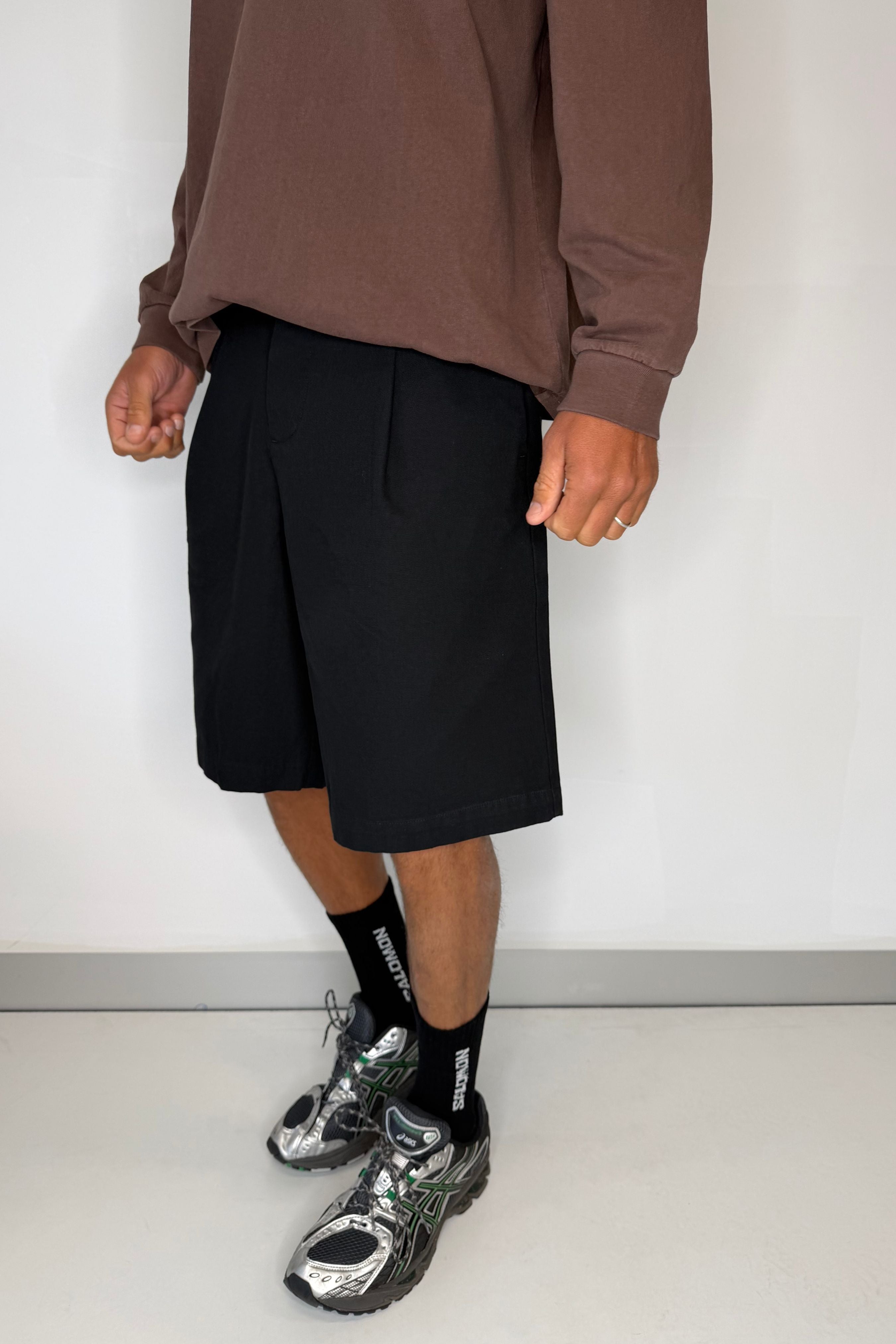 Baggy Cotton Pleat Short Black
