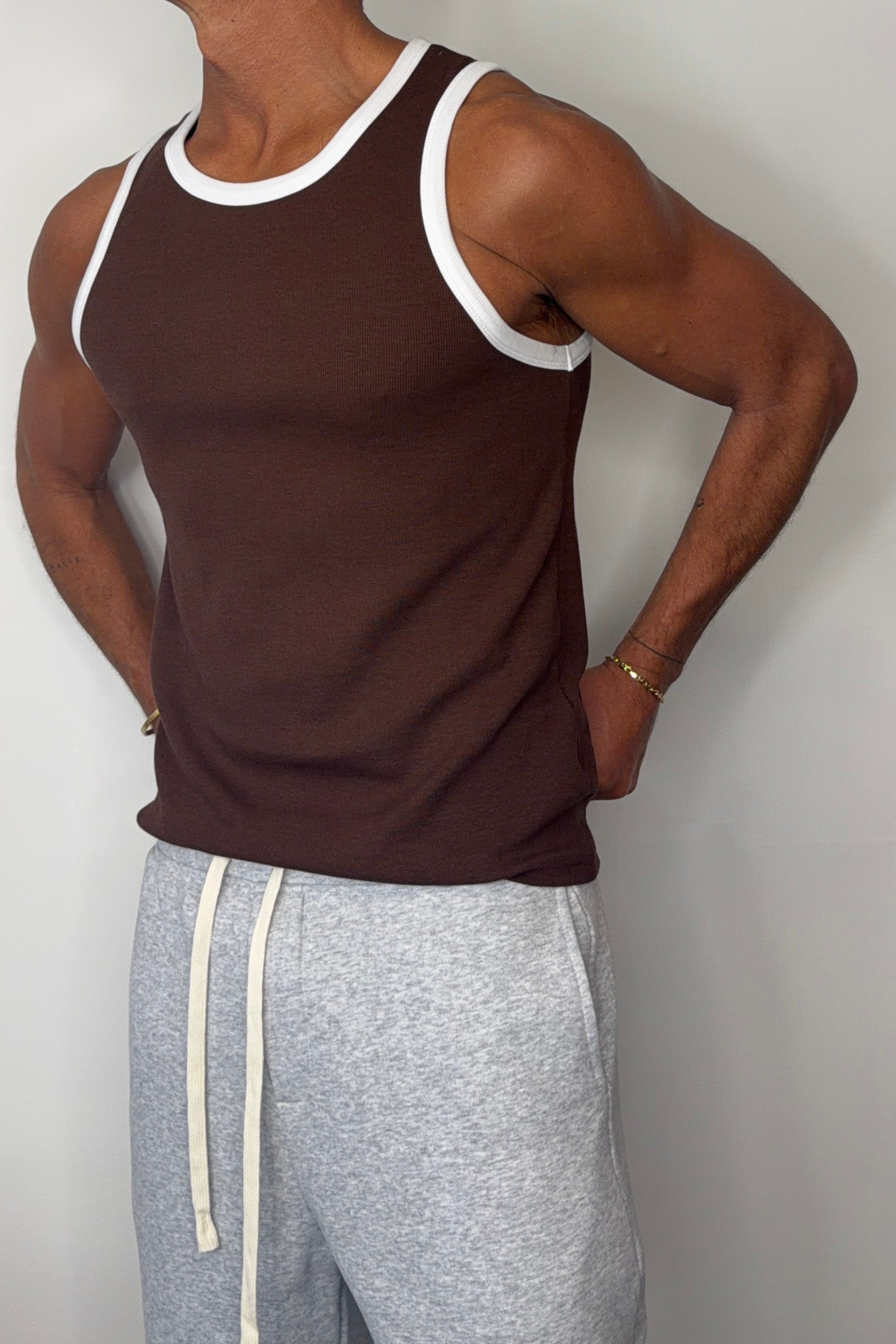 Dean Fitted Tank Choc