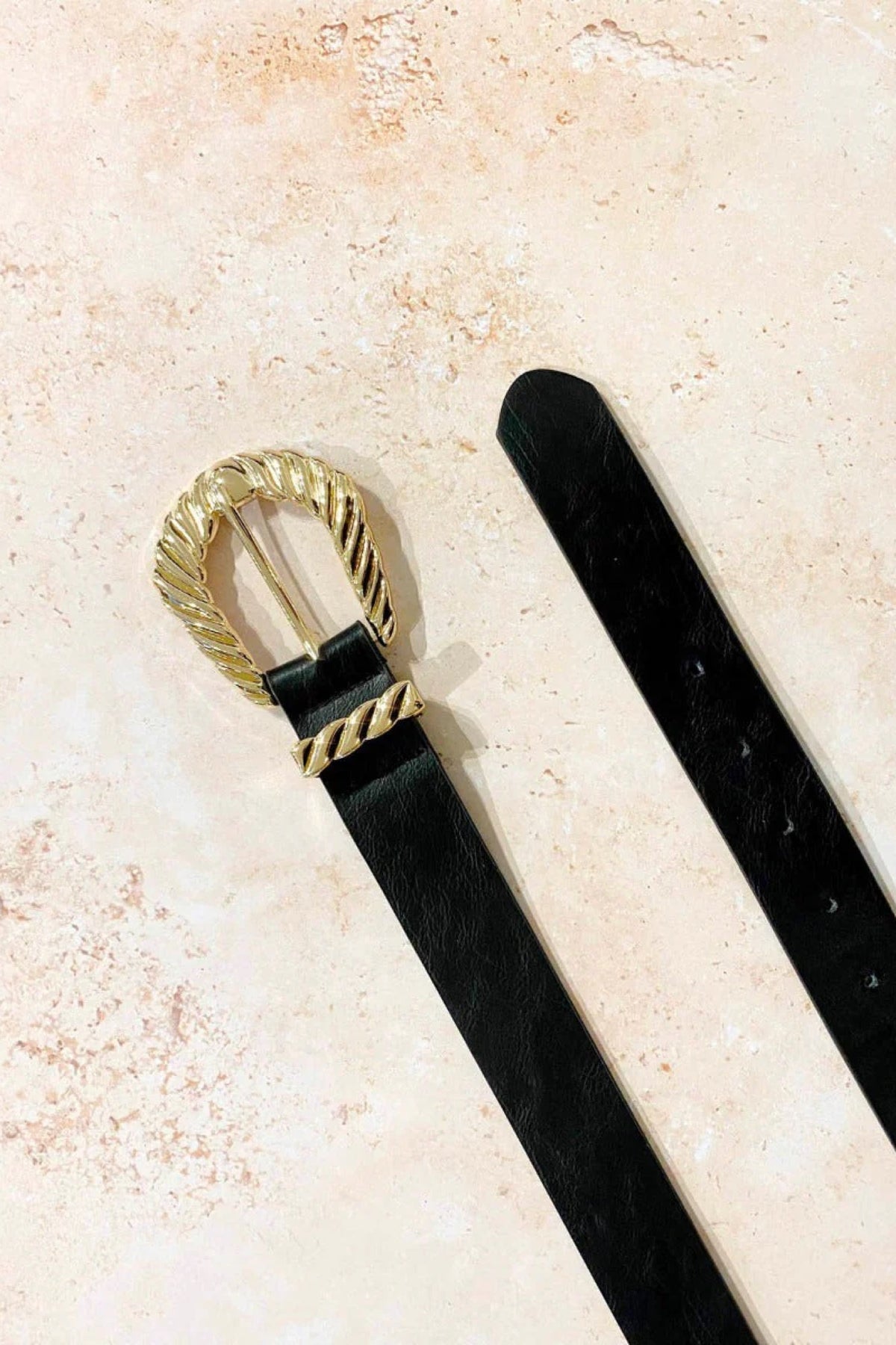 Amelie Twist Detail Belt Black/Gold