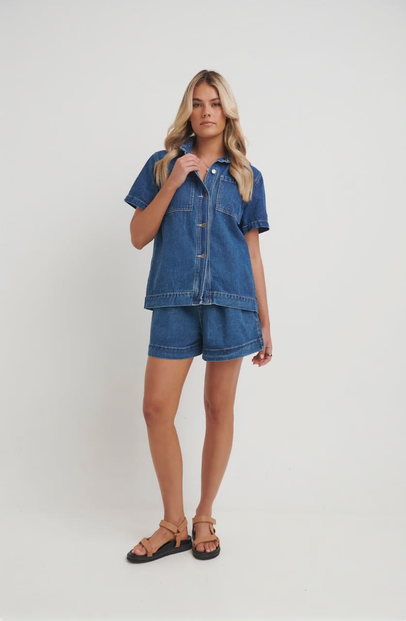Sally Short Dark Blue - AI Generated