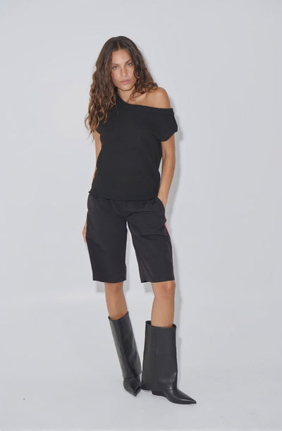 Kaisha Crop Knit Black - AI Generated