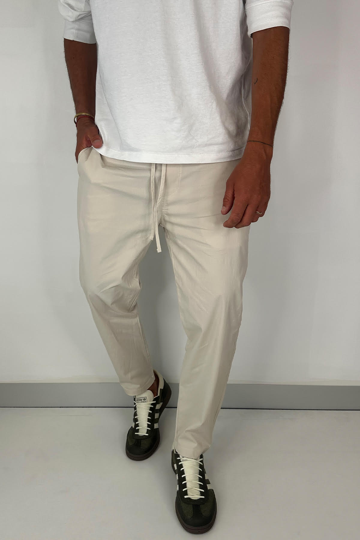 Locky Straight Pant Stone