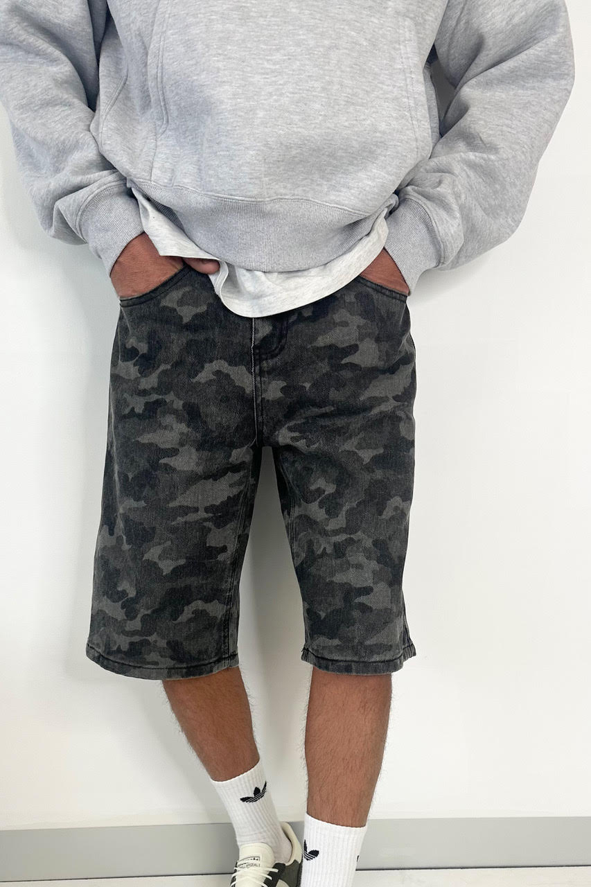 Camo Baggy Short Khaki