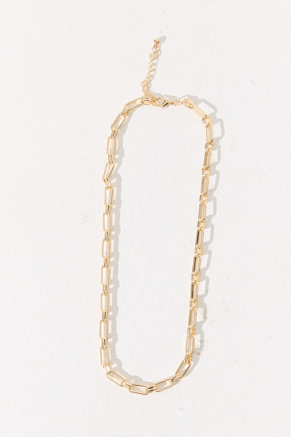 Loretta Interlocking Chain Necklace Gold