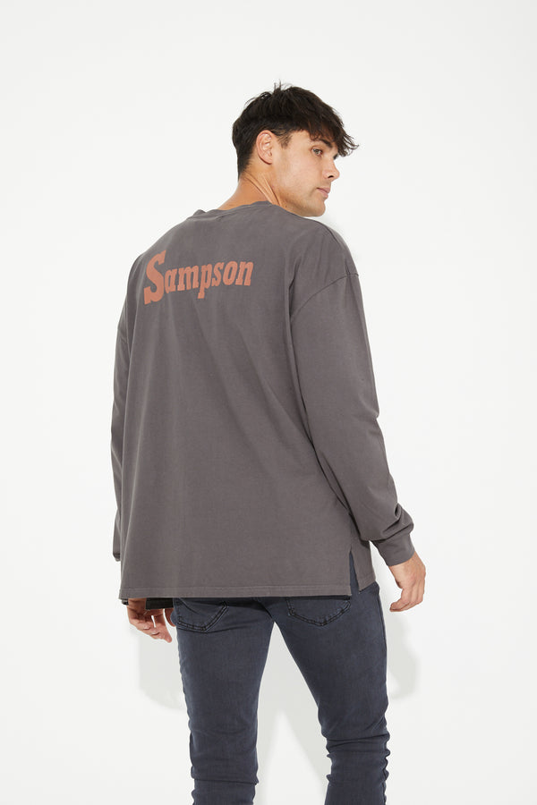 Johnny Long Sleeve Crew Charcoal